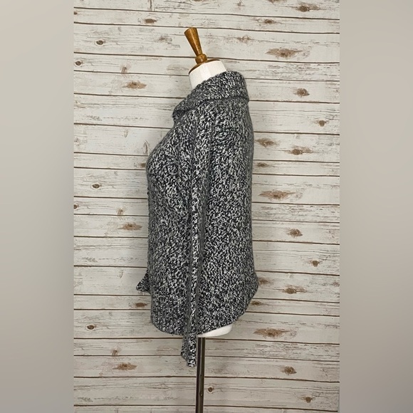 Ann Taylor LOFT wool-blend marled knit cardigan sweater - Picture 3 of 6